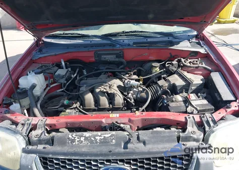 2003 Ford Escape Xlt from USA, damaged, VIN 1FMYU93183KB11545